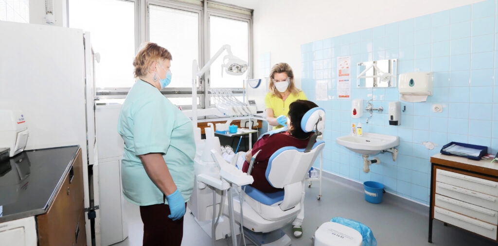 I.stomatologická klinika, personál, vedenie