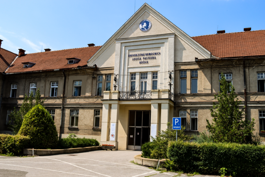 Riaditeľstvo, I. pavilón