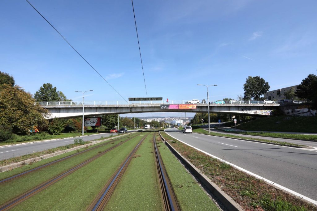 most_ nadjazd UNLP a LF UPJŠ na Tr. SNP