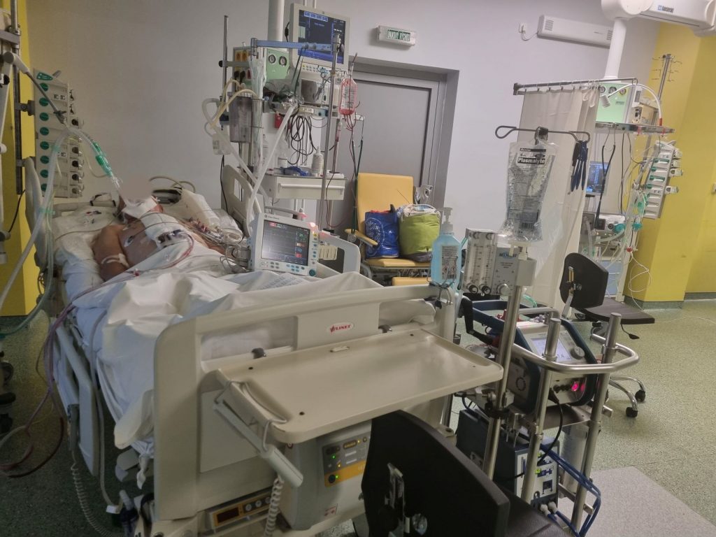 ECMO (Extrakorporálna membránová oxygenácia)