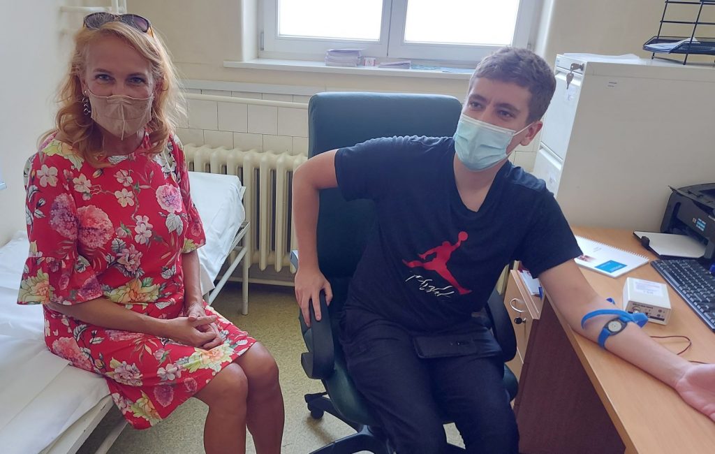 Cystická fibróza - MUDr. Stepankova_mama so synom Michalom
