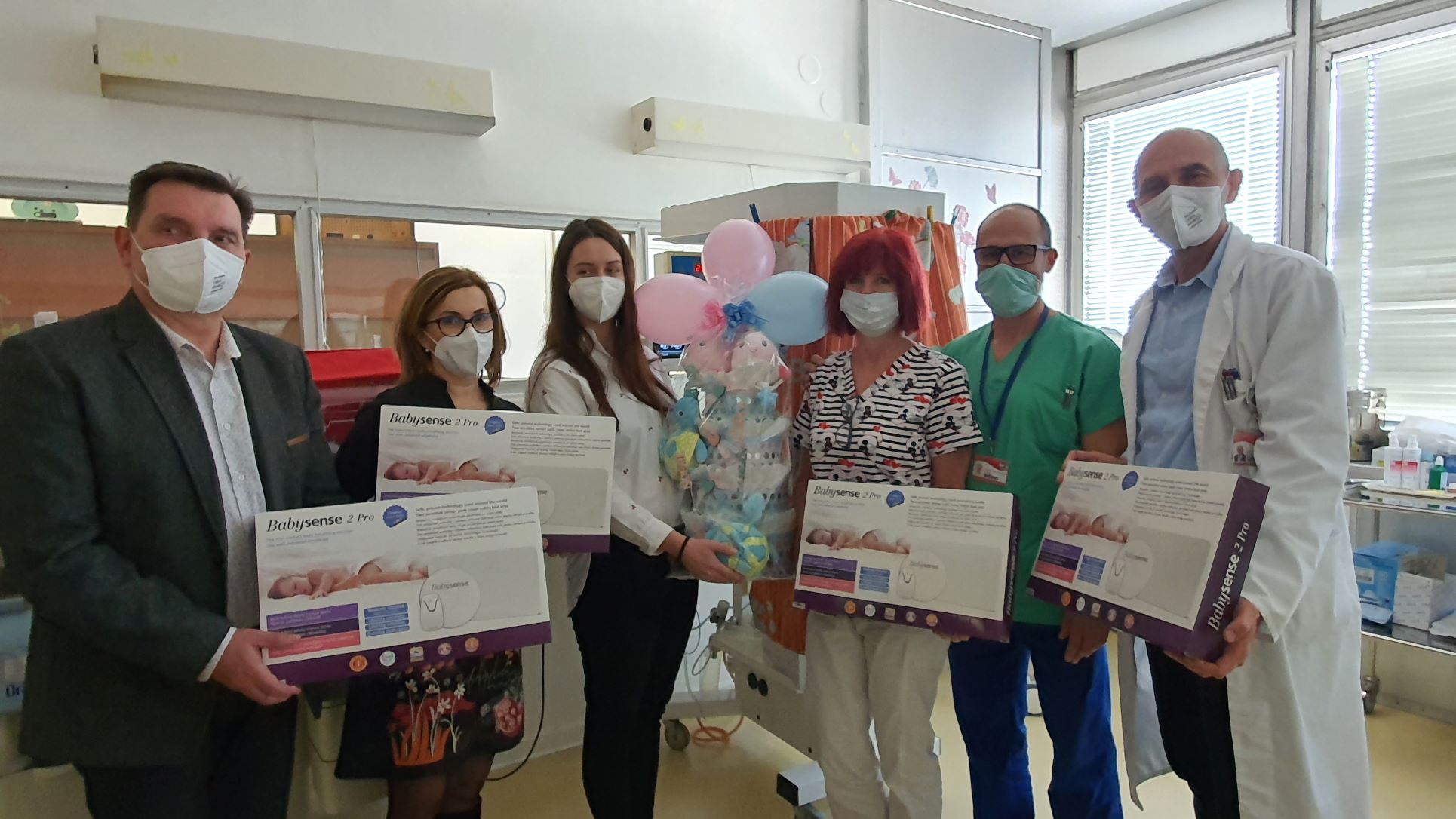 Vedenie UNLP a DFN s mamkou svorciat Veronikou