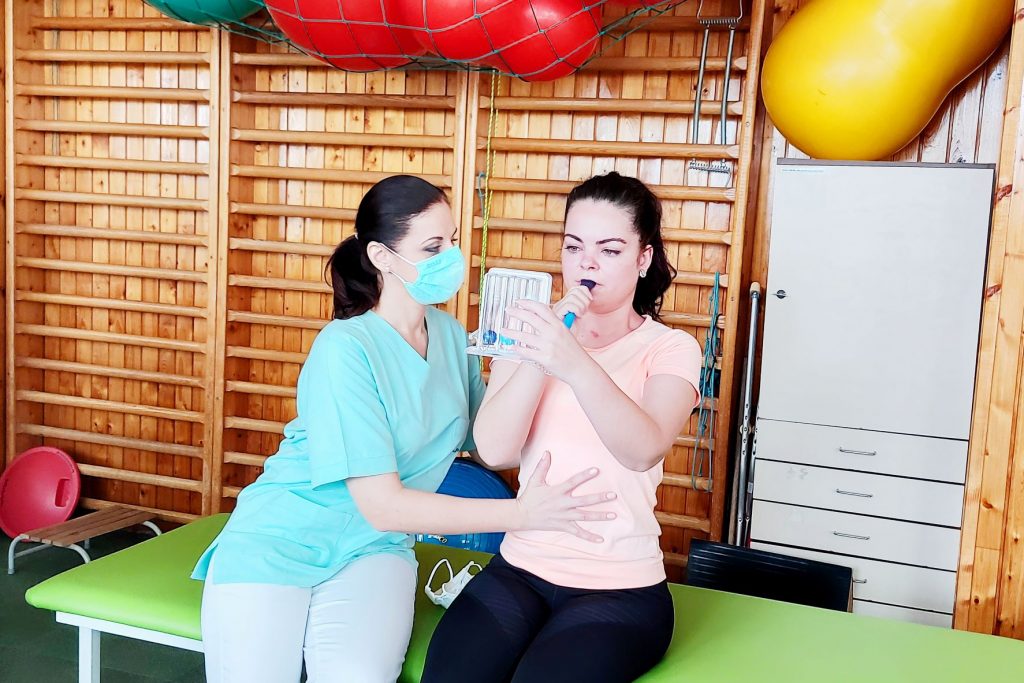 Covidových pacientov učíme znova dýchať, rehabilitácia je na prvom mieste.jpg