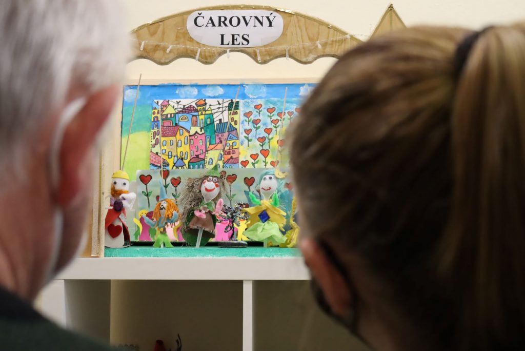 DIVADLO psychaitricki klienti UNLP