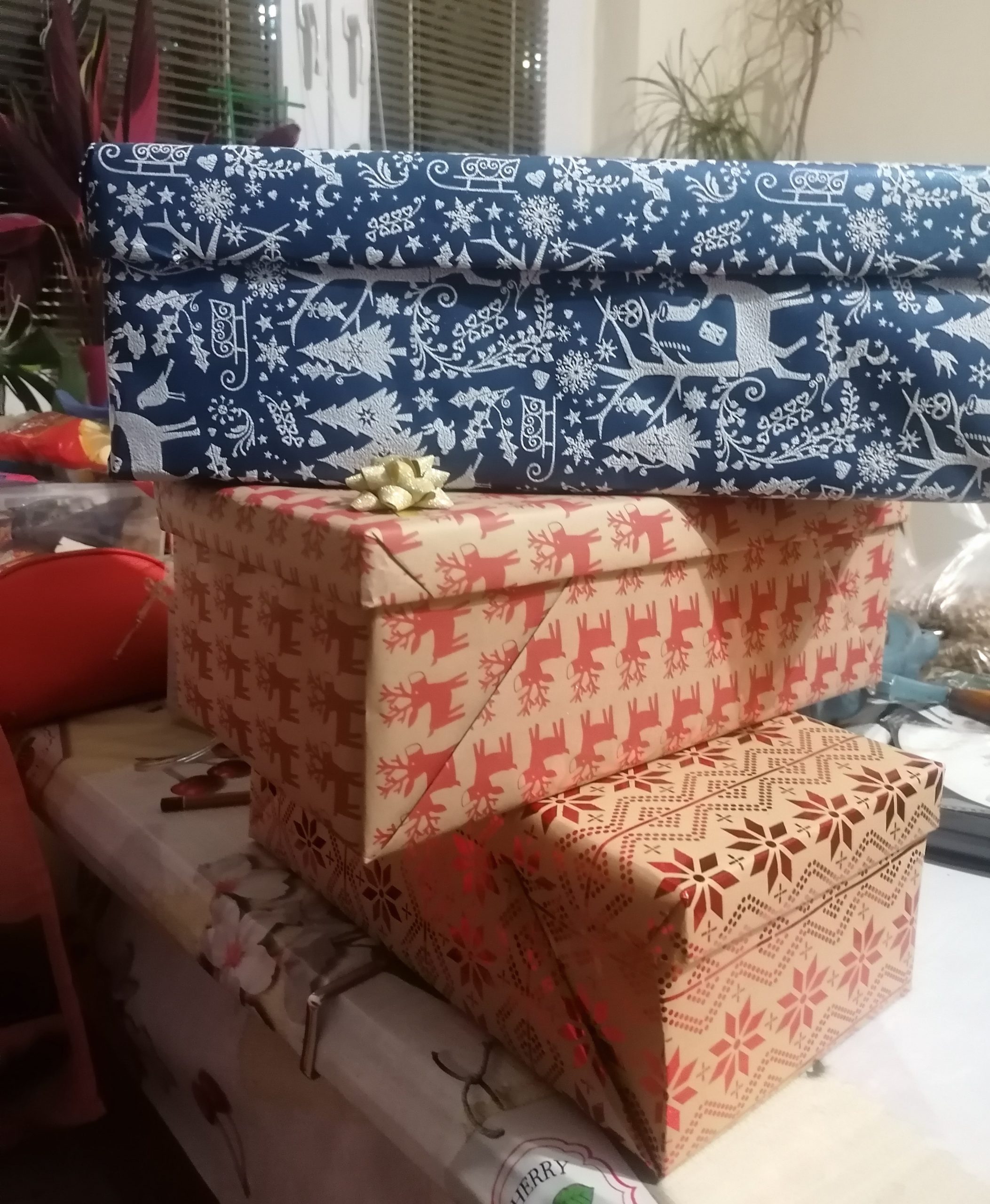 krabice plne lasky 1