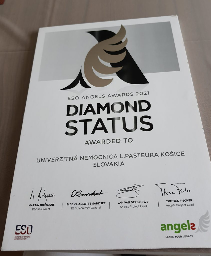 diamonds awards_ neurologia UNLP
