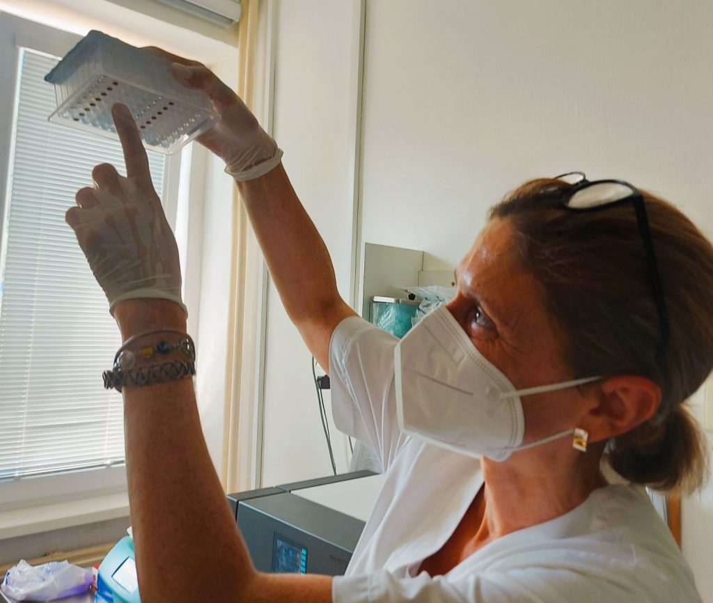 RNDr. Vaczy a diagnosticke pristroje n COvid z IROPu